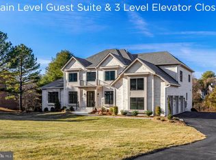 1002 Springvale Rd, Great Falls, VA 22066