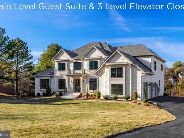 1002 Springvale Rd, Great Falls, VA 22066