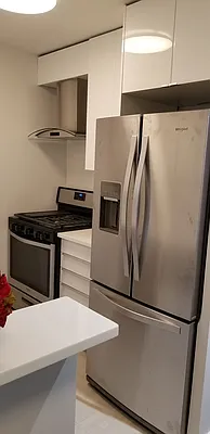 Rented by Compass | media 21