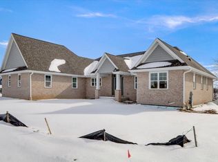 1501 Sauk Trl, Waukesha, WI 53189