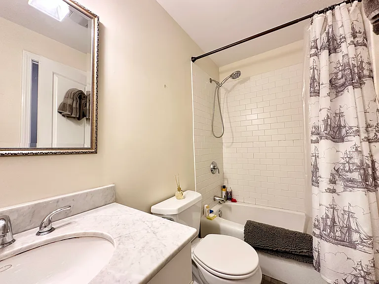28 Monument St #2 — Photo 13
