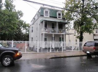 758 E 230th St, Bronx, NY 10466