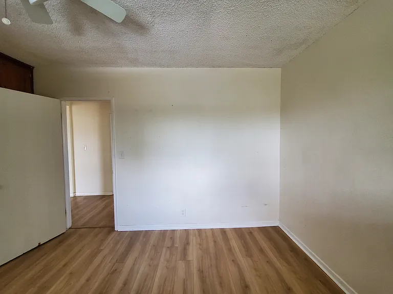 158 S Bandy Ave #4 — Photo 9