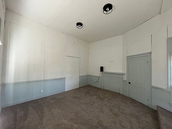2nd image of 515 E 9th Ave
