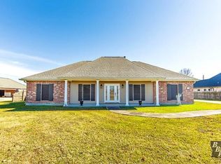 173 Chase Dr, Bourg, LA 70343