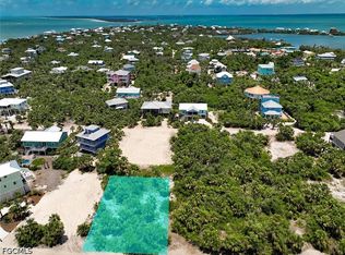 4490 Conch Shell Dr, Upper Captiva, FL 33924