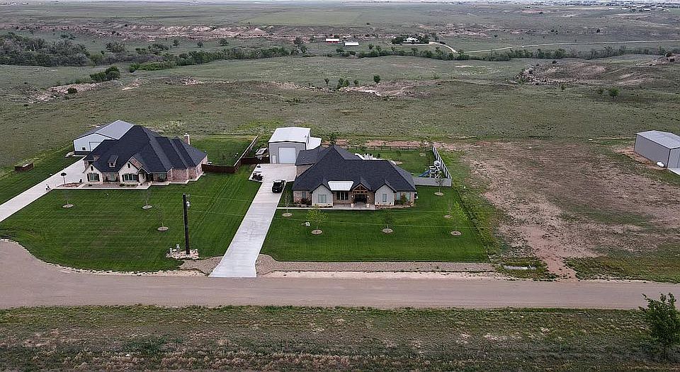 2nd image of 13400 Bluff Ridge Trl