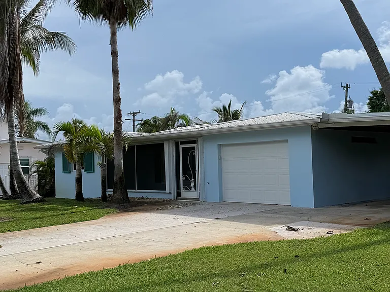 2503 N Ocean Dr — Photo 1
