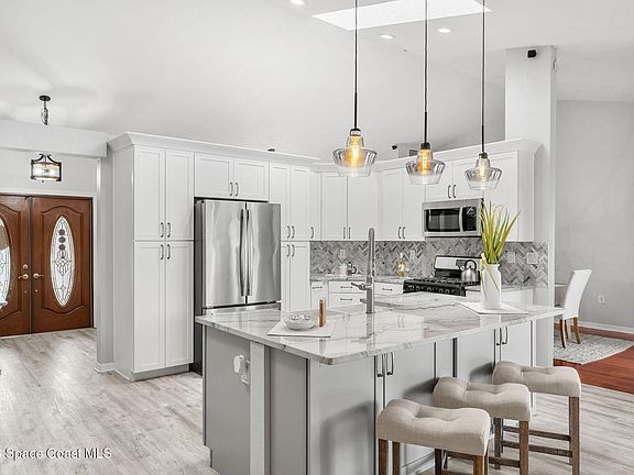 4th image of 1276 Cypress Trace Dr
