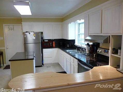 2nd image of 712 Shamrock Dr