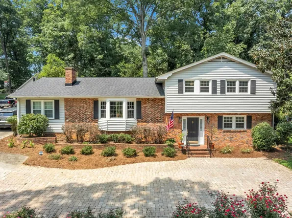 1009 Edwards Rd, Greenville, SC 29615