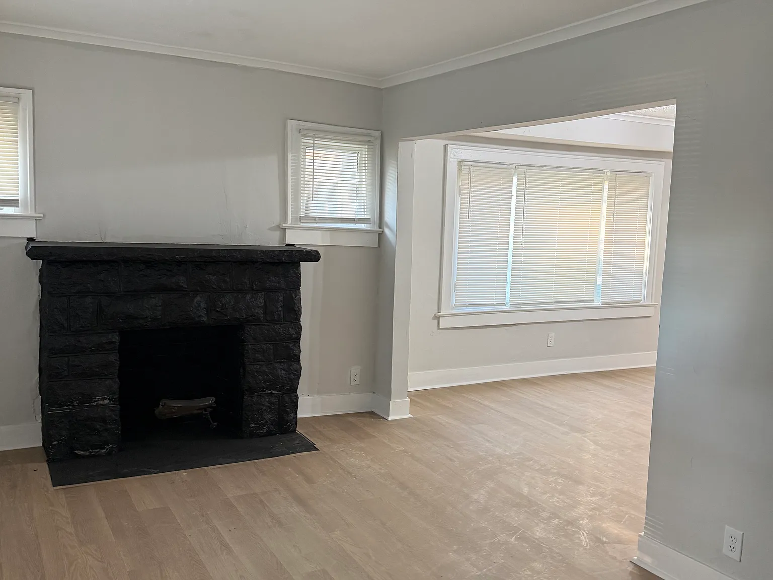 3 bed, 1350 sqft, $1,600 — Photo 2