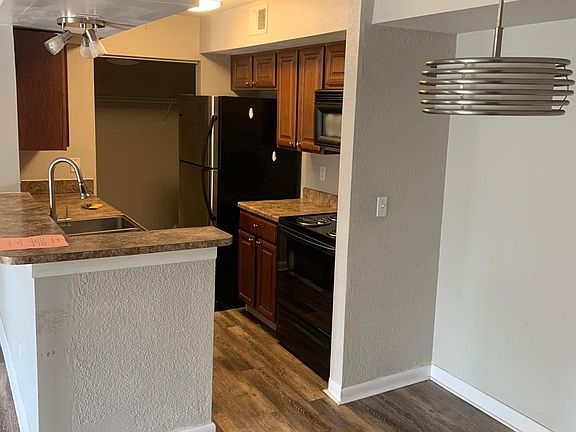 3rd image of 1481 Center St #1202