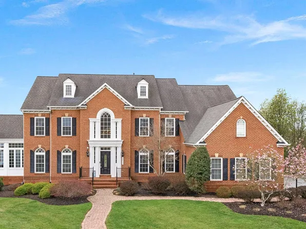 20713 Ashburn Valley Ct, Ashburn, VA 20147