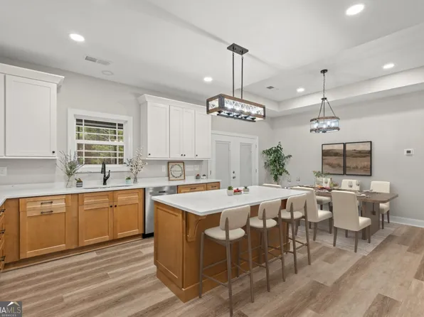 496 Mary Dr, Roanoke, AL 36274