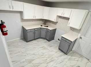 590 S 18th St APT 2, Newark, NJ 07103