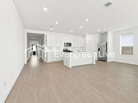 5th image of 1931 Starlight St