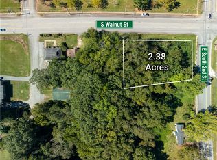 203 S Walnut St, Seneca, SC 29678