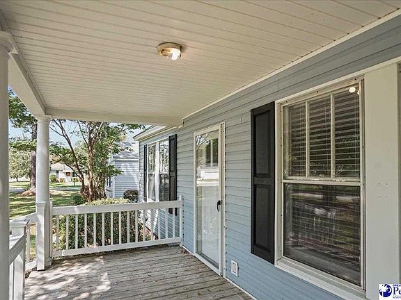 3rd image of 202 S Carolina Dr