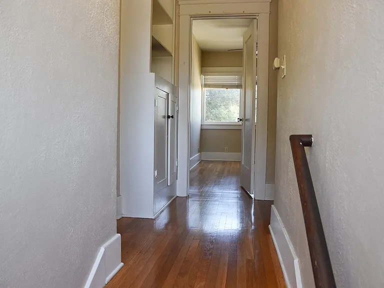 169 N Harwood St — Photo 12