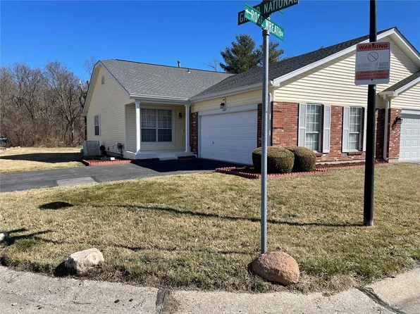 16065 Rose Wreath Ln, Florissant, MO 63034