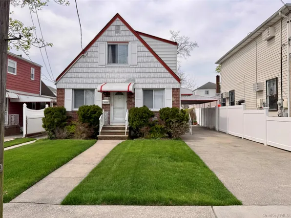 12020 201 Place, Saint Albans, NY 11412