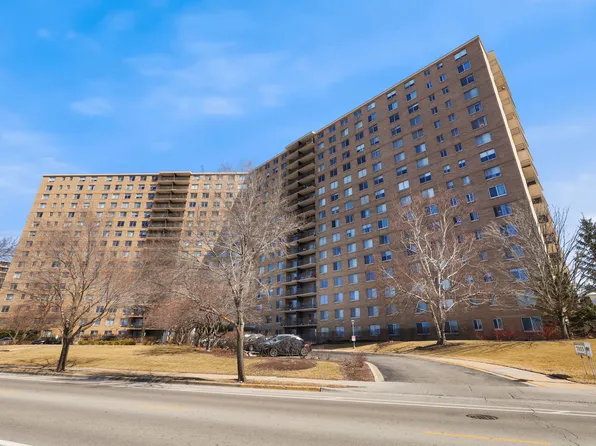 7033 N Kedzie Ave APT 1201, Chicago, IL 60645