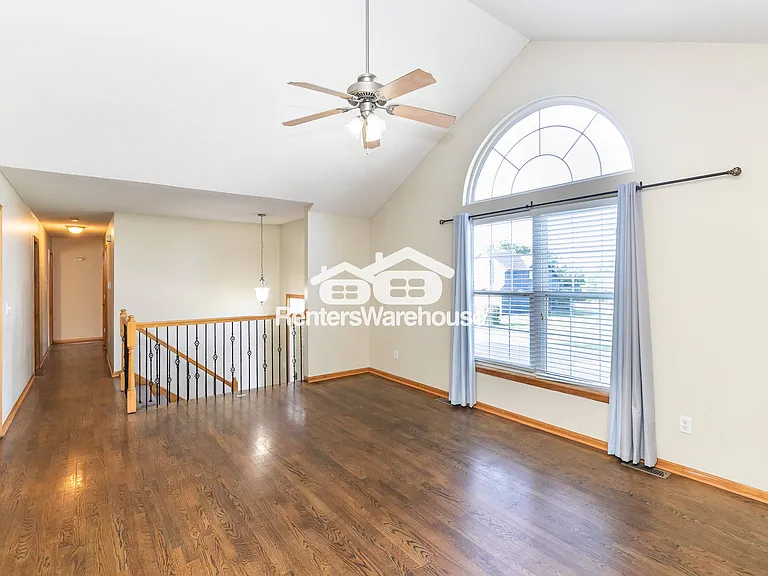 804 Stratford Dr — Photo 13