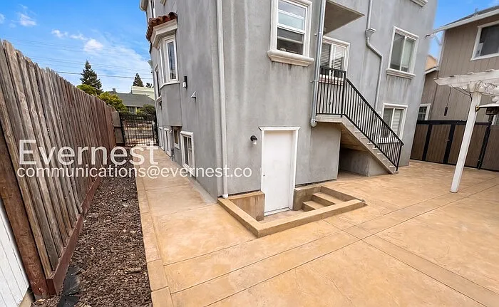 5015 Melrose Ave #C — Photo 15