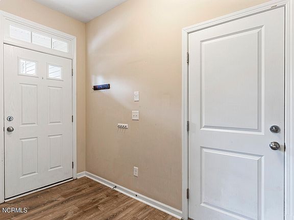 4th image of 3937 Willowick Park Drive