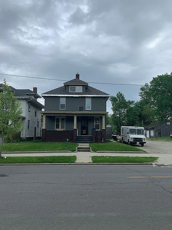3011 Hanna St photo 1