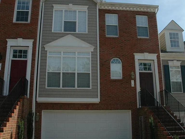 705 Kirkeenan Cir — Photo 1