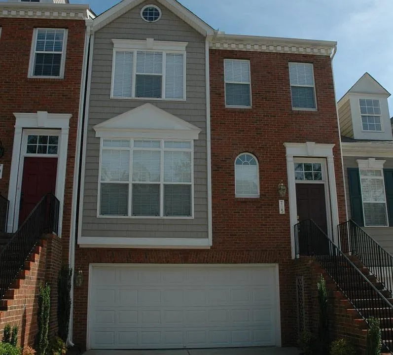 705 Kirkeenan Cir