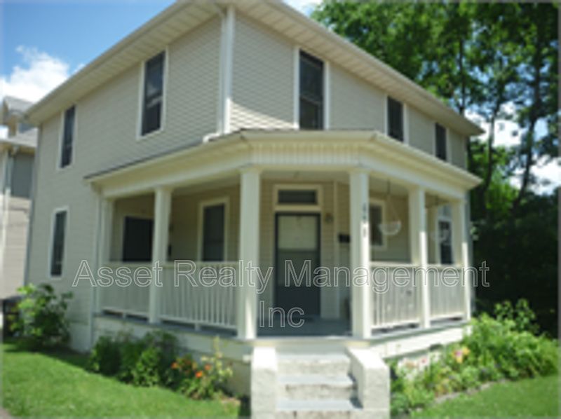 1st image of 628 Luttrell St #1