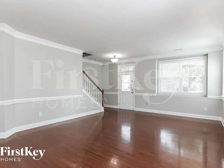 344 Edgecroft Way — Photo 8