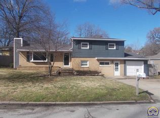 1605 Sherwood Way, Emporia, KS 66801
