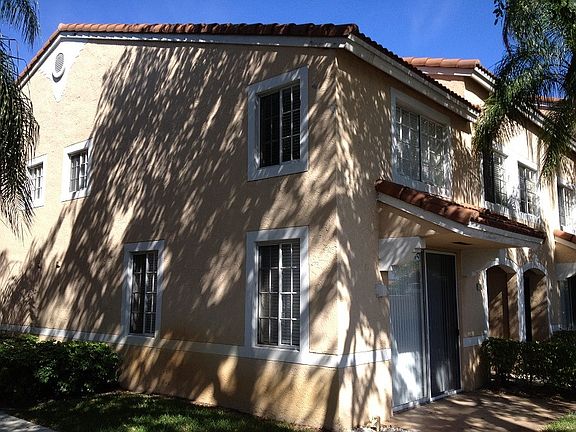 5th image of 1727 Village Blvd APT 112