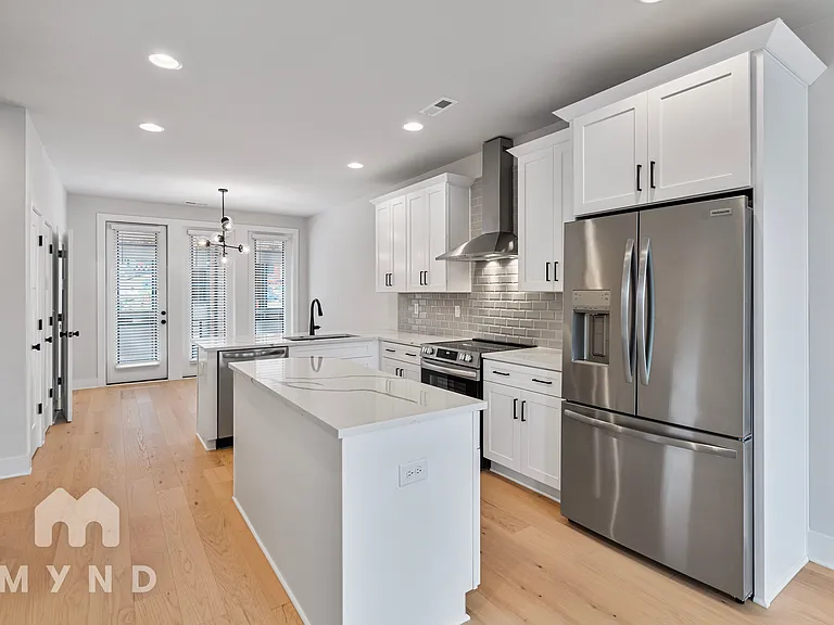 2242 N Graham St #2 — Photo 2