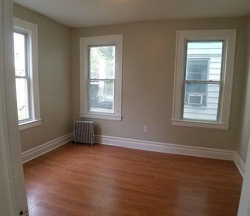 2nd image of 69 Lindsley Ave