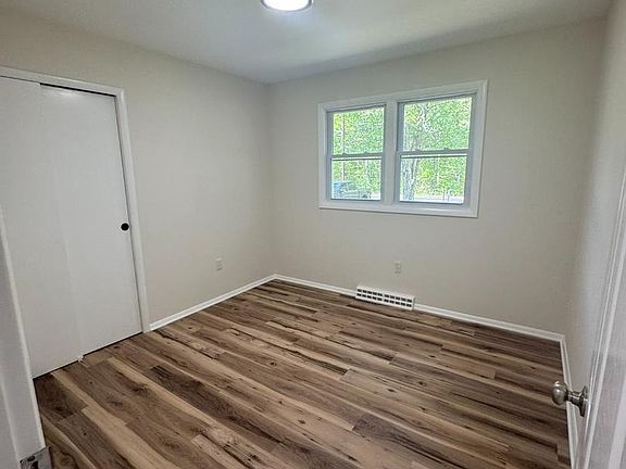4th image of 42249 Saint Johns Rd