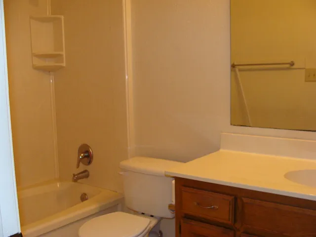 2711 Augusta St #B — Photo 7