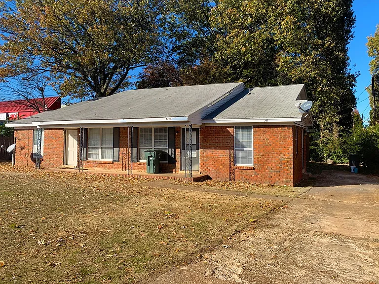 6240 Macon Rd — Photo 1