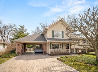 3S567 S Lorraine Ave, Warrenville, IL 60555