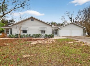 10801 Claire Dr, Leesburg, FL 34788