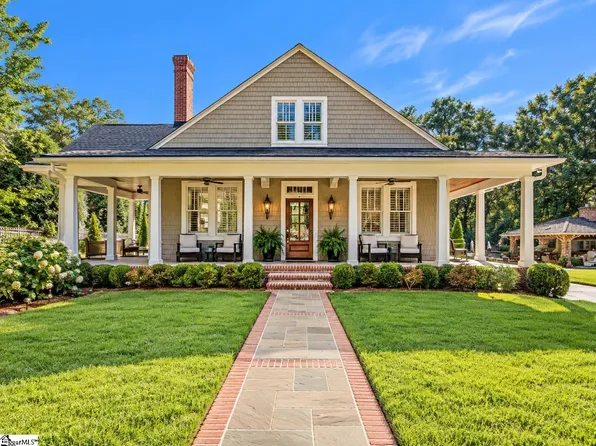 24 Highland Dr, Greenville, SC 29605