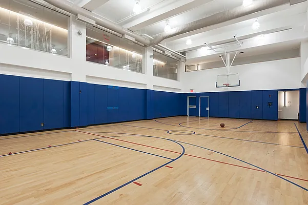 Rented by Compass | media 7