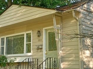 1010 Davy St, Dekalb, IL 60115