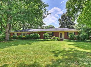 5925 Lansing Dr, Charlotte, NC 28270