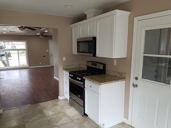 4th image of 1938 N Adoline Ave