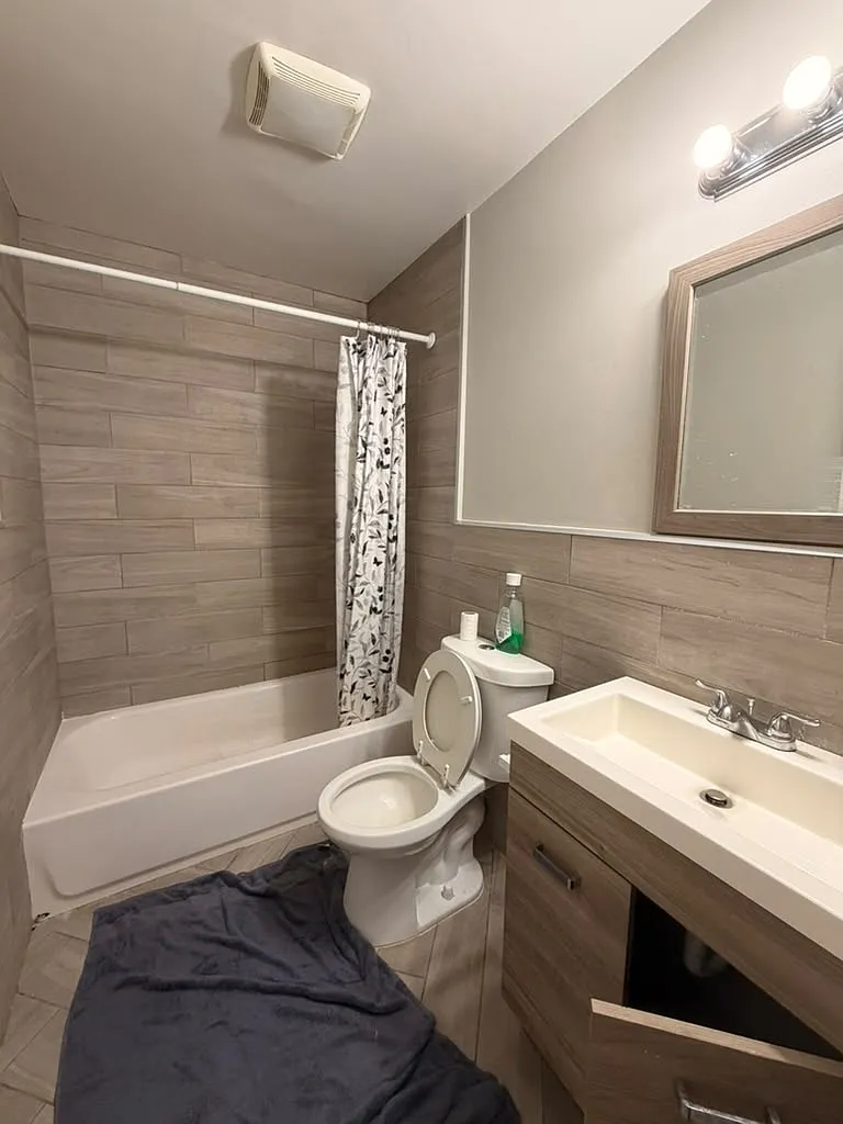 1 bed, $1,425 — Photo 3